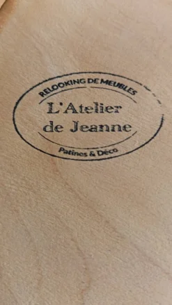 Petit bureau d'enfant
