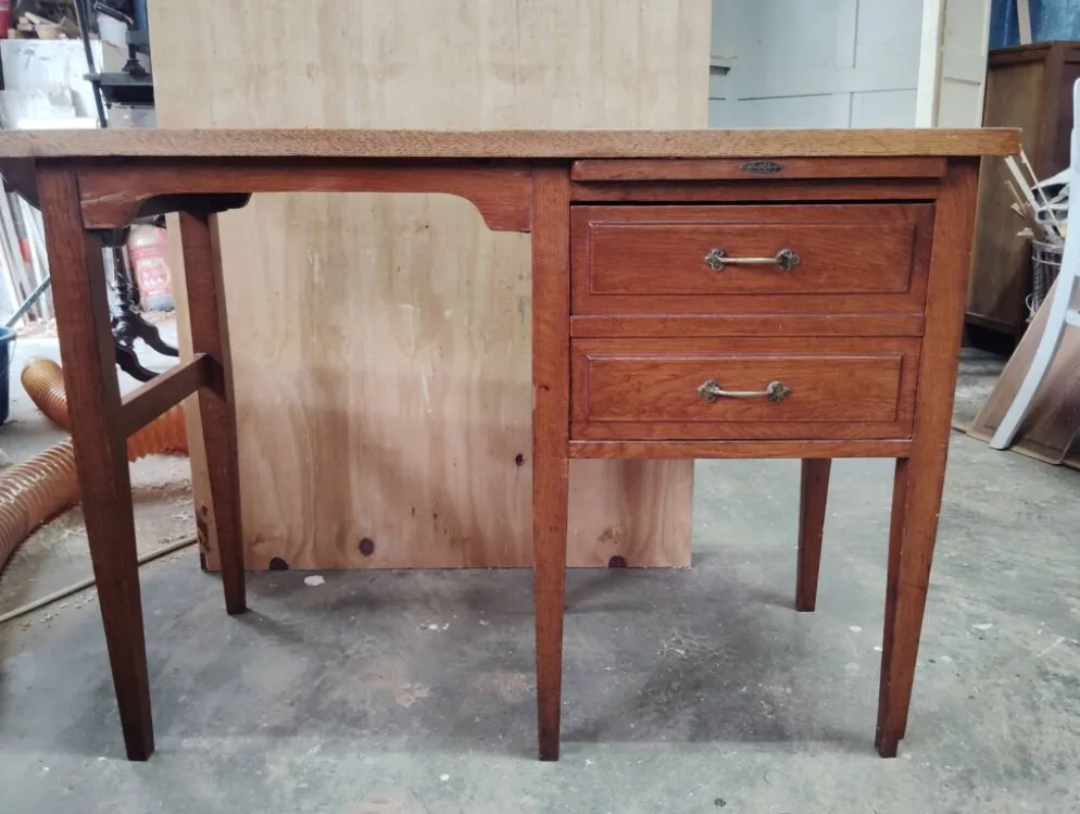 Petit bureau vintage en chêne