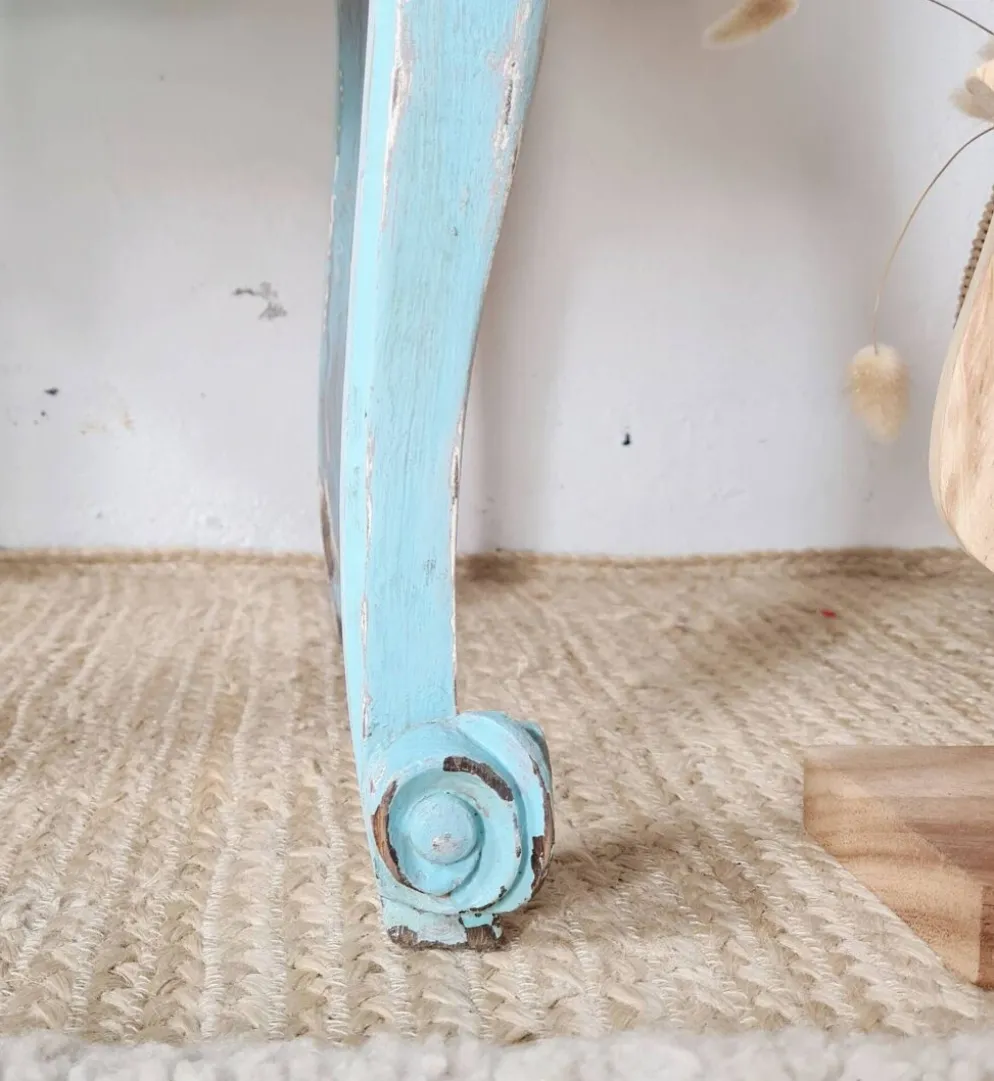 Petit chevet vintage bois patiné bleu azur