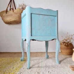 Petit chevet vintage bois patiné bleu azur