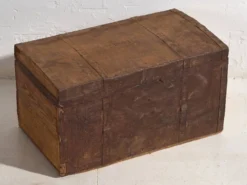 Petit coffre ancien à armature métallique (c.1920) #11
