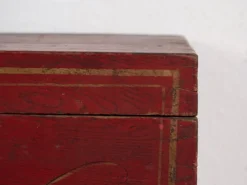 Petit coffre ancien avec détails floraux (c.1900) #30