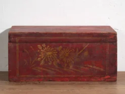 Petit coffre ancien rouge grenat (c.1900) #43