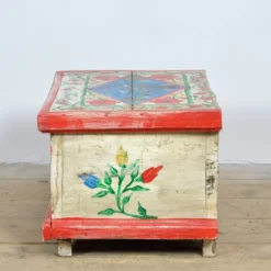 petit coffre d'art populaire, vers 1950