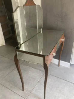 Petit coiffeuse "art deco"