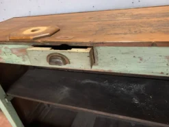 Petit comptoir de style Flamand en sapin patiné XX siècle