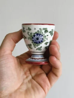 petit coquetier vintage en céramique peint à la main