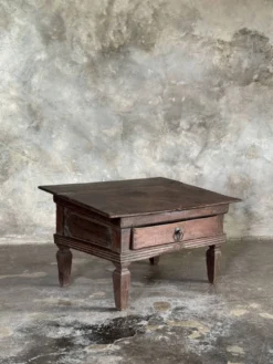 Petit écritoire table basse ancienne indonésienne en teck H33 40,5x55
