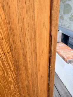 Petite armoire asymétrique « Pénélope »