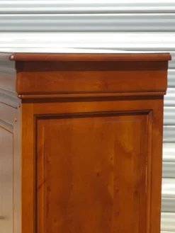 Petite armoire bibliothèque en merisier style Louis Philippe