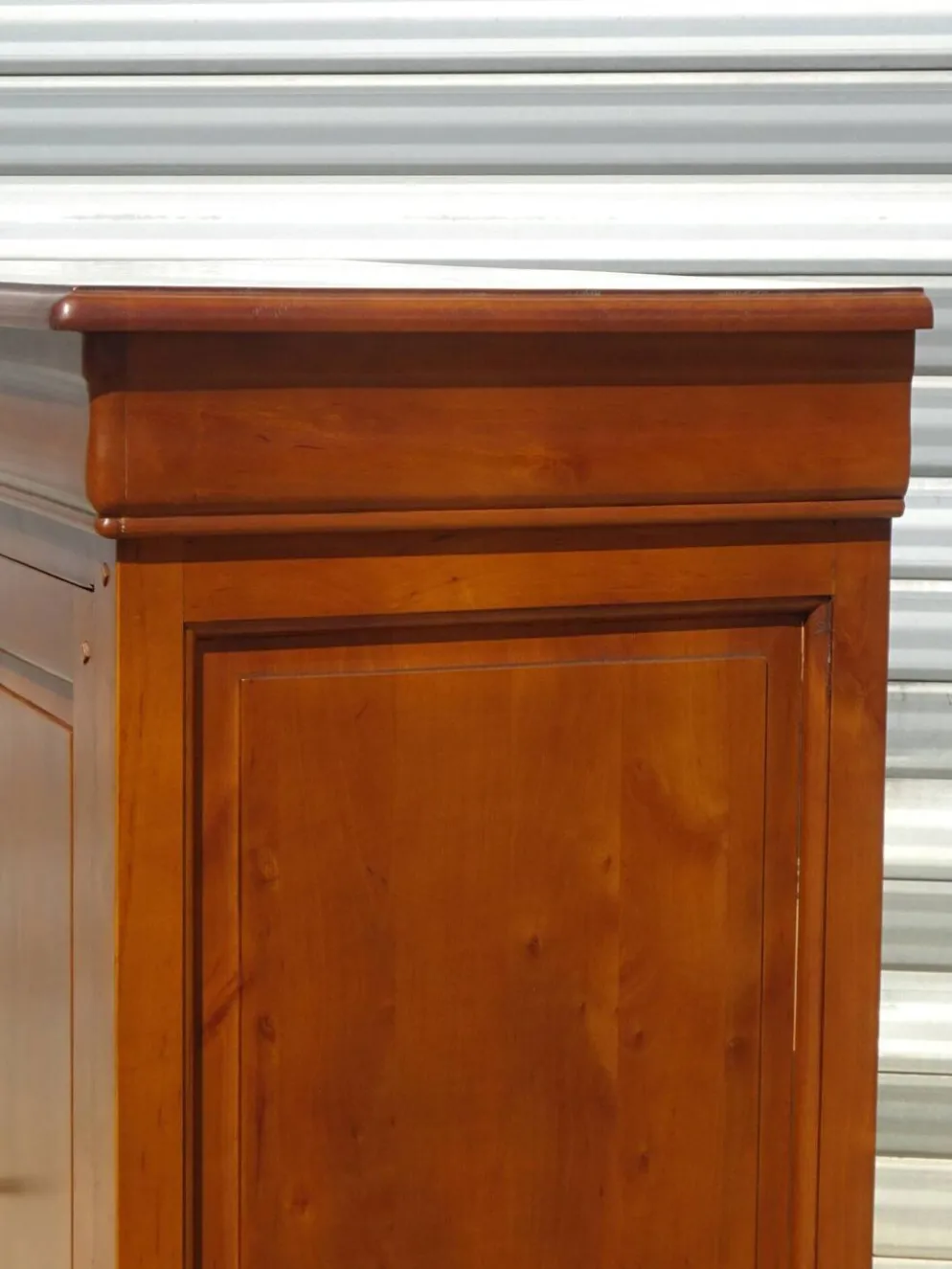 Petite armoire bibliothèque en merisier style Louis Philippe