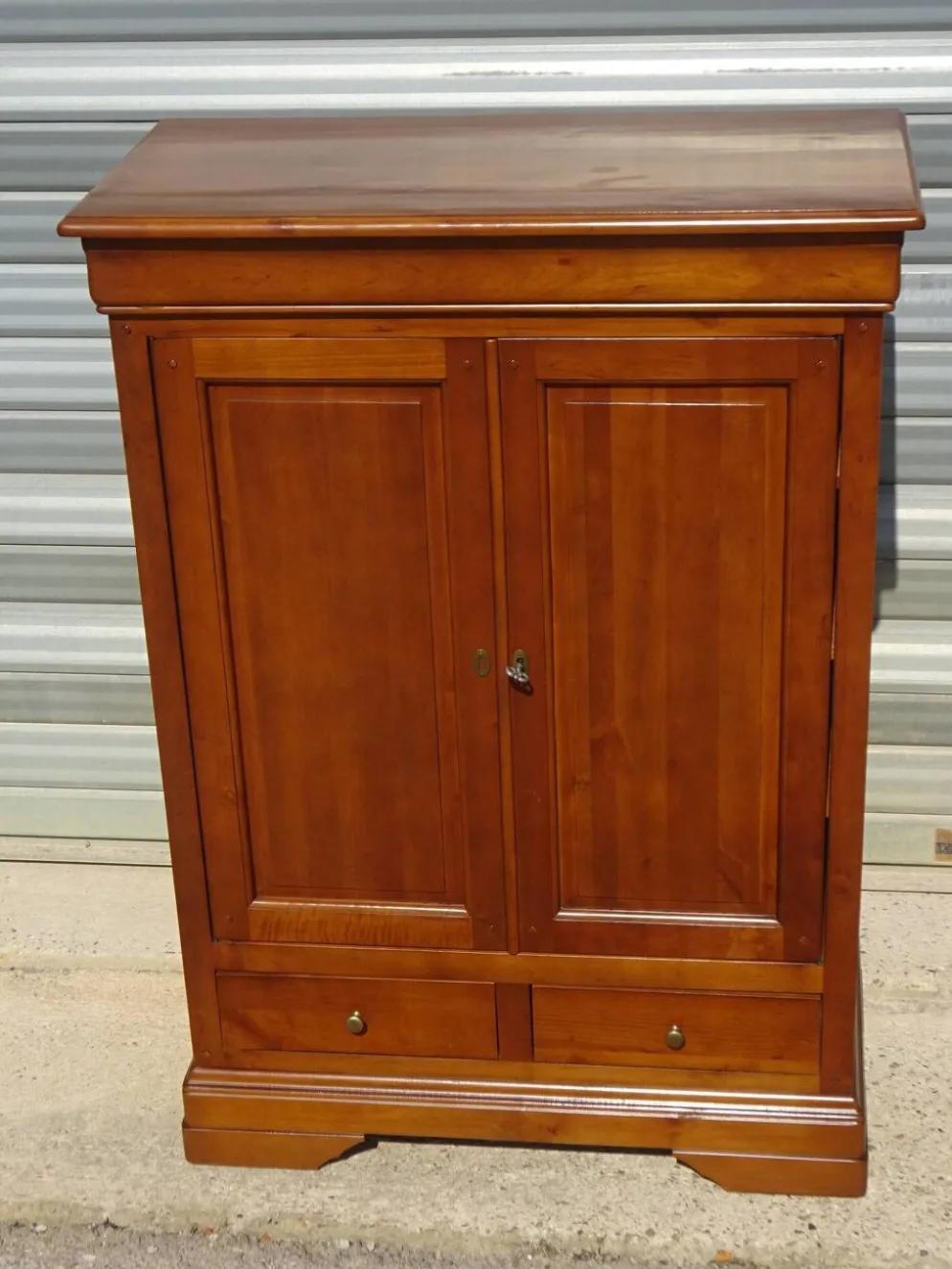 Petite armoire bibliothèque en merisier style Louis Philippe