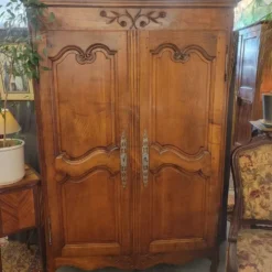 Petite armoire Louis XV