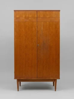 Petite armoire scandinave an 60 1 m30 h