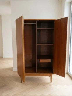 Petite armoire scandinave an 60 1 m30 h
