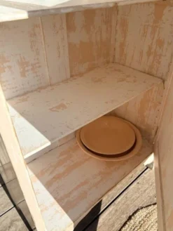 Petite armoire vitrée « Pâquerette »