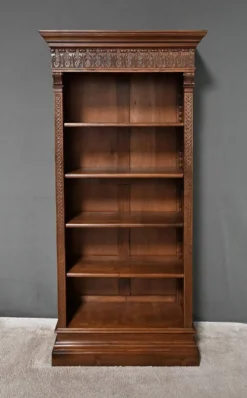 Petite Bibliothèque en Noyer – Début XXe