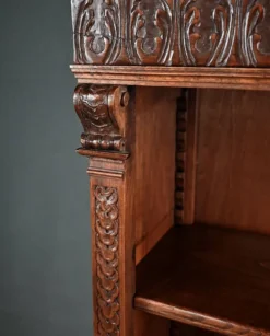 Petite Bibliothèque en Noyer – Début XXe