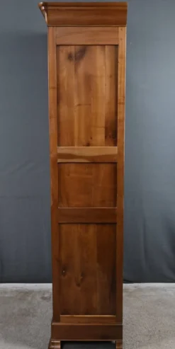 Petite bonnetière en merisier, style Louis Philippe – fin XIXe