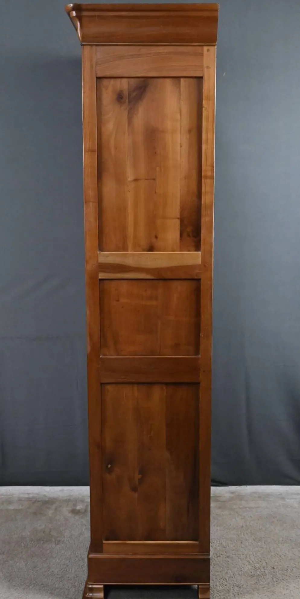 Petite bonnetière en merisier, style Louis Philippe – fin XIXe