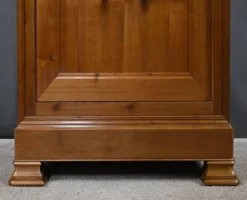 Petite bonnetière en merisier, style Louis Philippe – fin XIXe