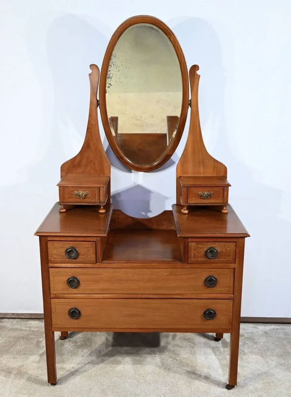 Petite coiffeuse anglaise en acajou – 1920