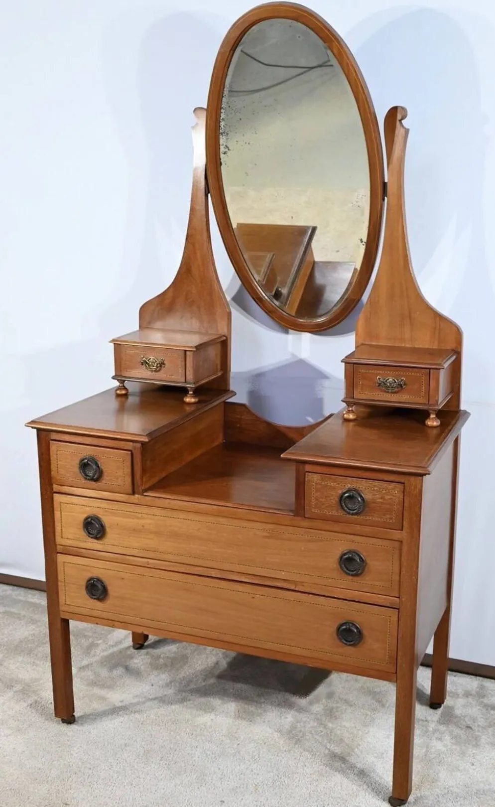 Petite coiffeuse anglaise en acajou – 1920