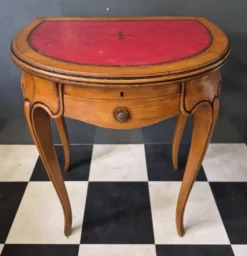Petite coiffeuse table de nuit chevet style Louis XV