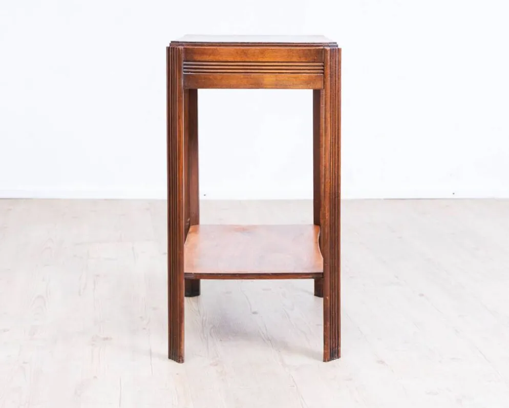 Petite commode Art déco en chêne massif