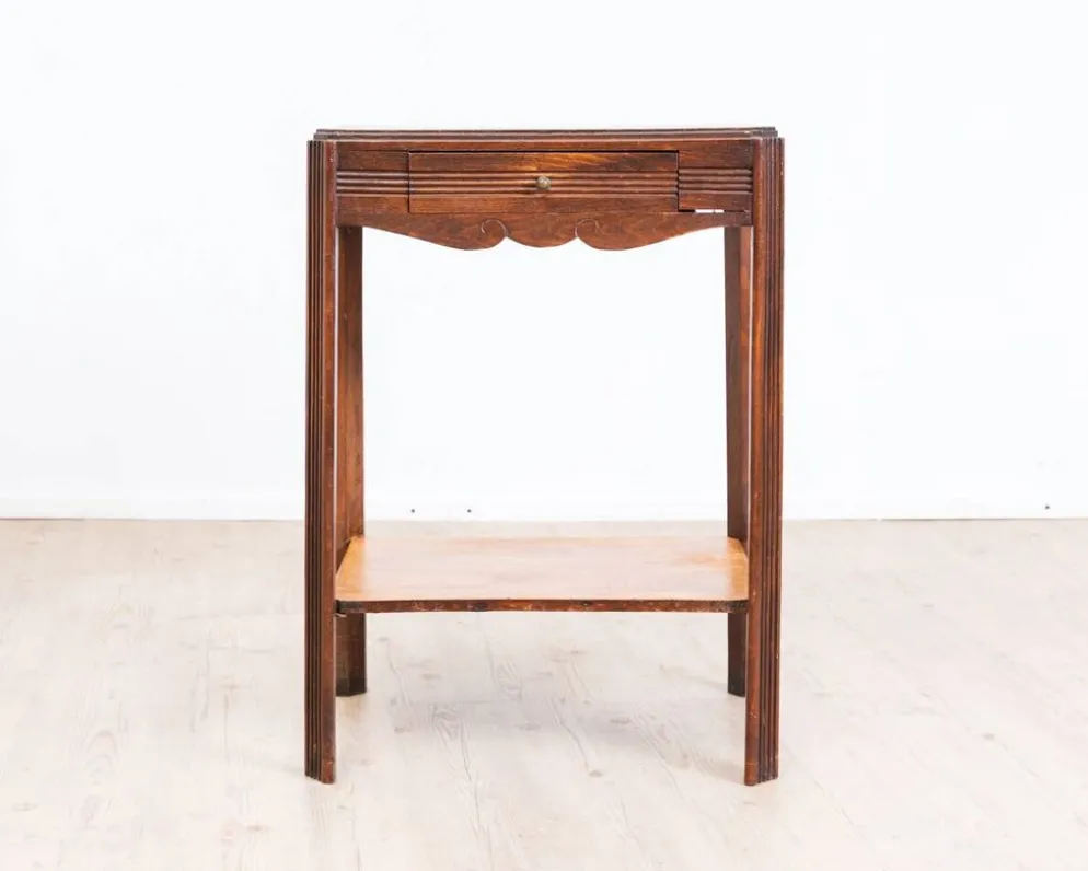 Petite commode Art déco en chêne massif