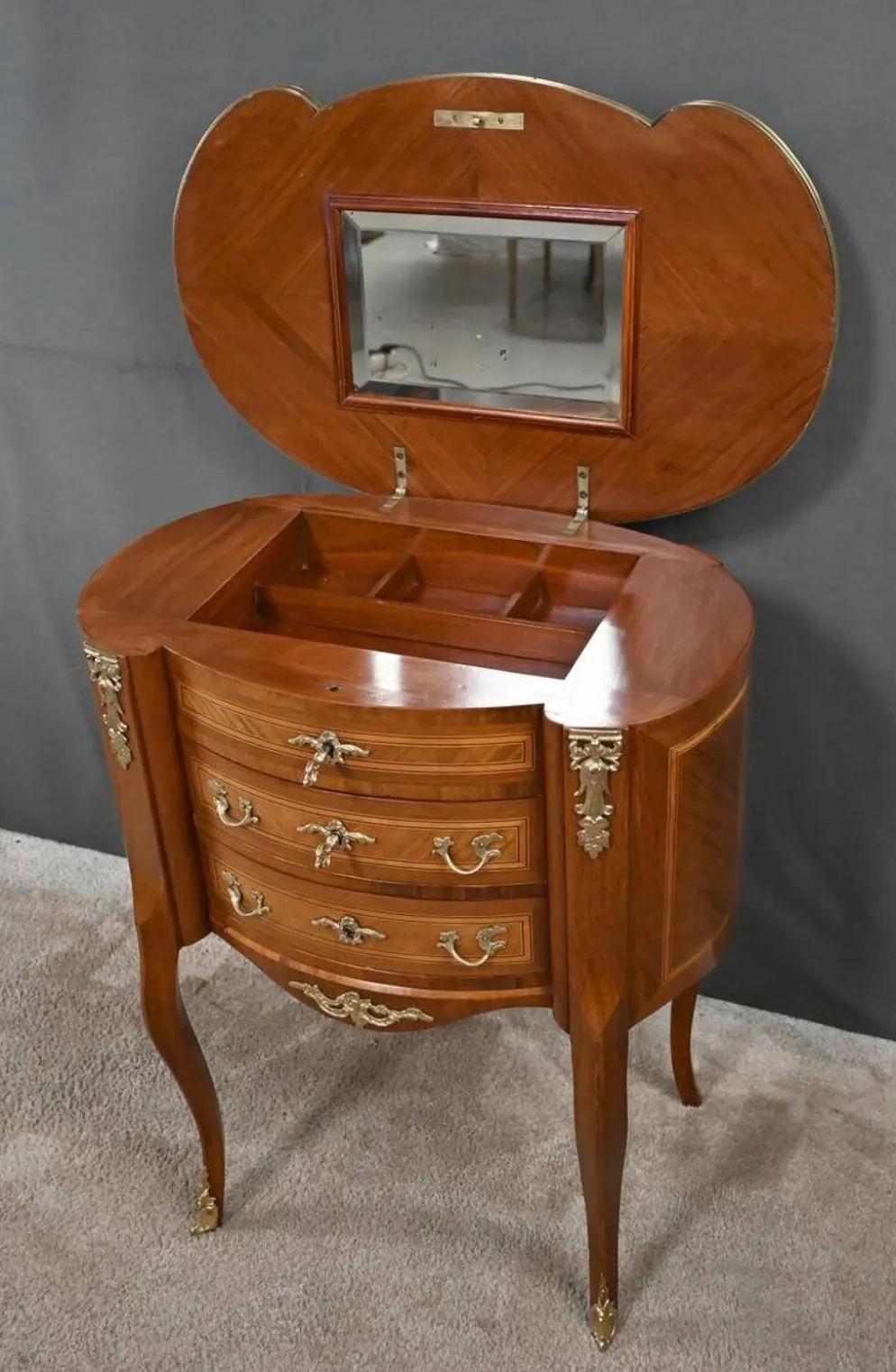 Petite Commode Coiffeuse en Acajou, style Transition – 1940