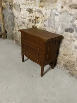 Petite commode en bois 3 tiroirs et plateau ouvrant – meuble d’appoint