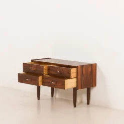 Petite commode en palissandre danois, années 1960