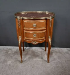 Petite Commode Rognon en Acajou, style Transition – Début XXe