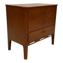 Petite commode vintage des années 1960 en chêne.