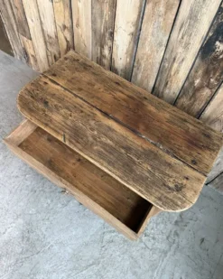 Petite console ou table de chevet en pin massif (rénovée)