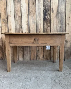 Petite console ou table de chevet en pin massif (rénovée)