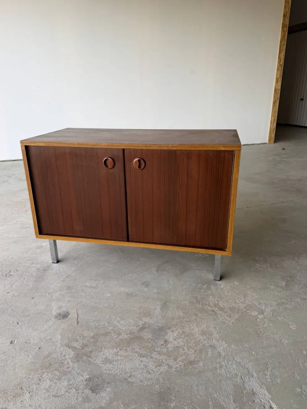 Petite enfilade / buffet double design scandinave moderniste teck