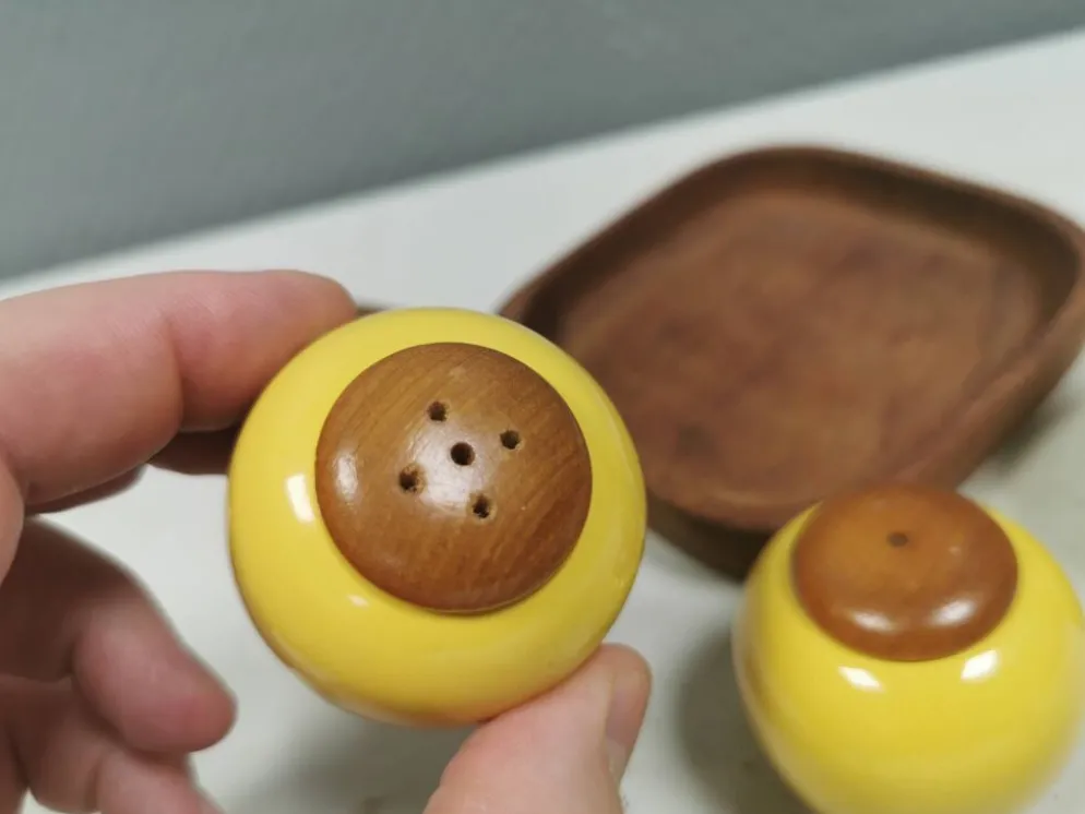 Petit ensemble de table suédois en céramique et bois, années 1980