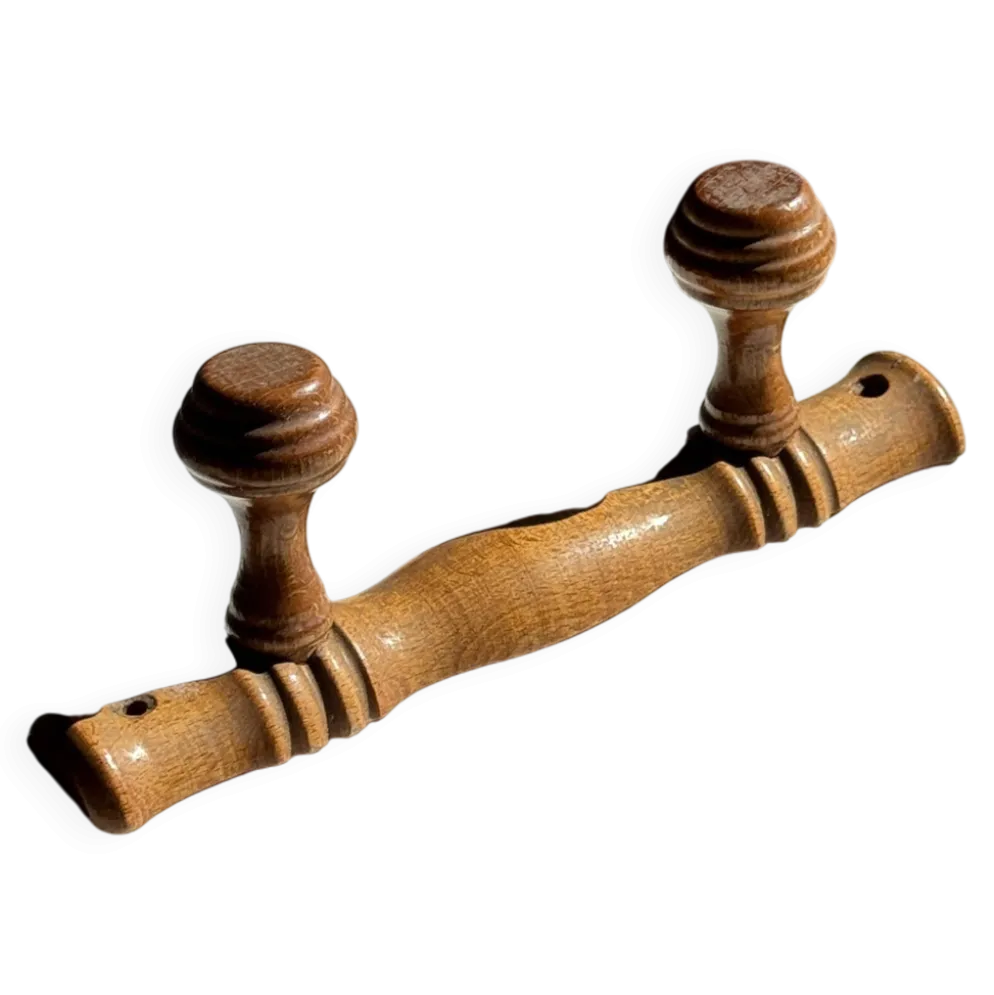 Petite patère à deux accroches en pin boutons ronds plats H8