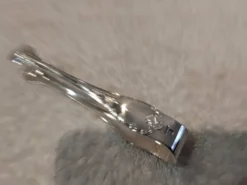 Petite pince à sucre métal argenté orfèvre Christofle Marly 11,3cm