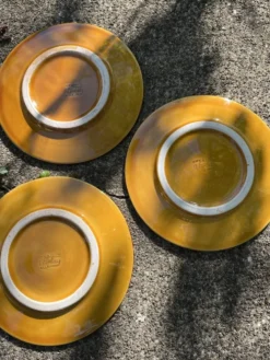 3 petites assiettes 18 cm Ferlay Vallauris