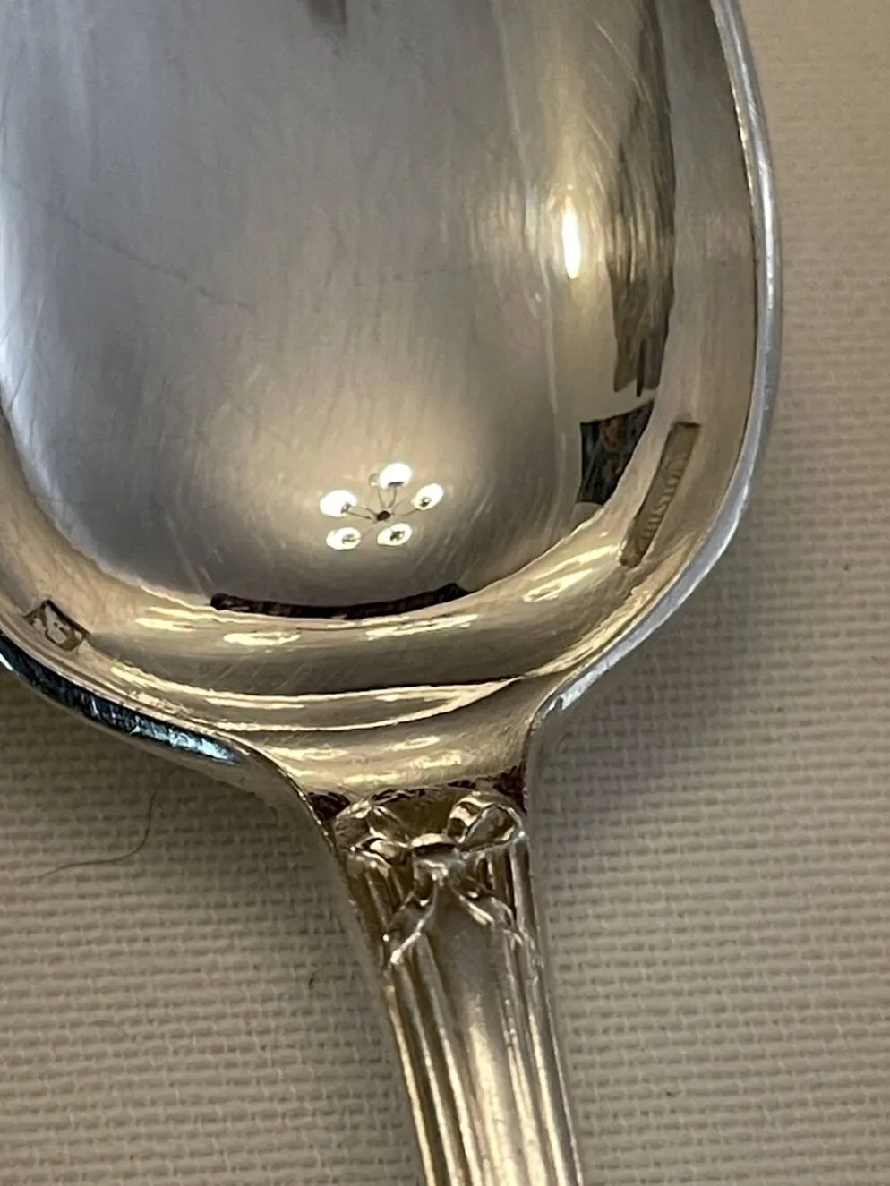 12 petites cuillères Christofle métal argenté (style Louis XVI Rubans)
