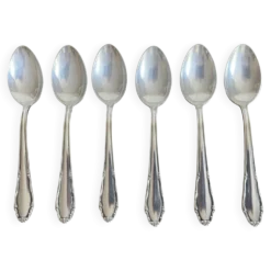 Petites cuillères en métal argenté