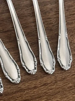 Petites cuillères en métal argenté
