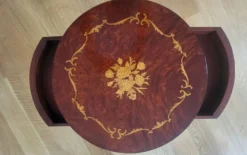 2 petites tables marquerie acajou