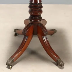 Petite table ancienne victorienne en acajou avec incrustations, Angleterre, XIXe siècle