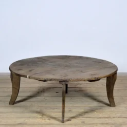 Petite table basse, vers 1920