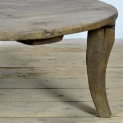 Petite table basse, vers 1920