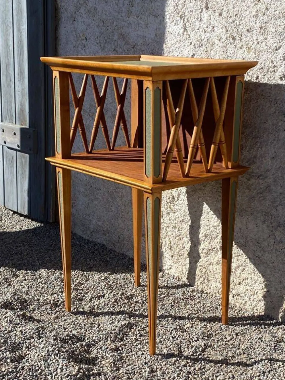 Petite Table Bout de Canapé